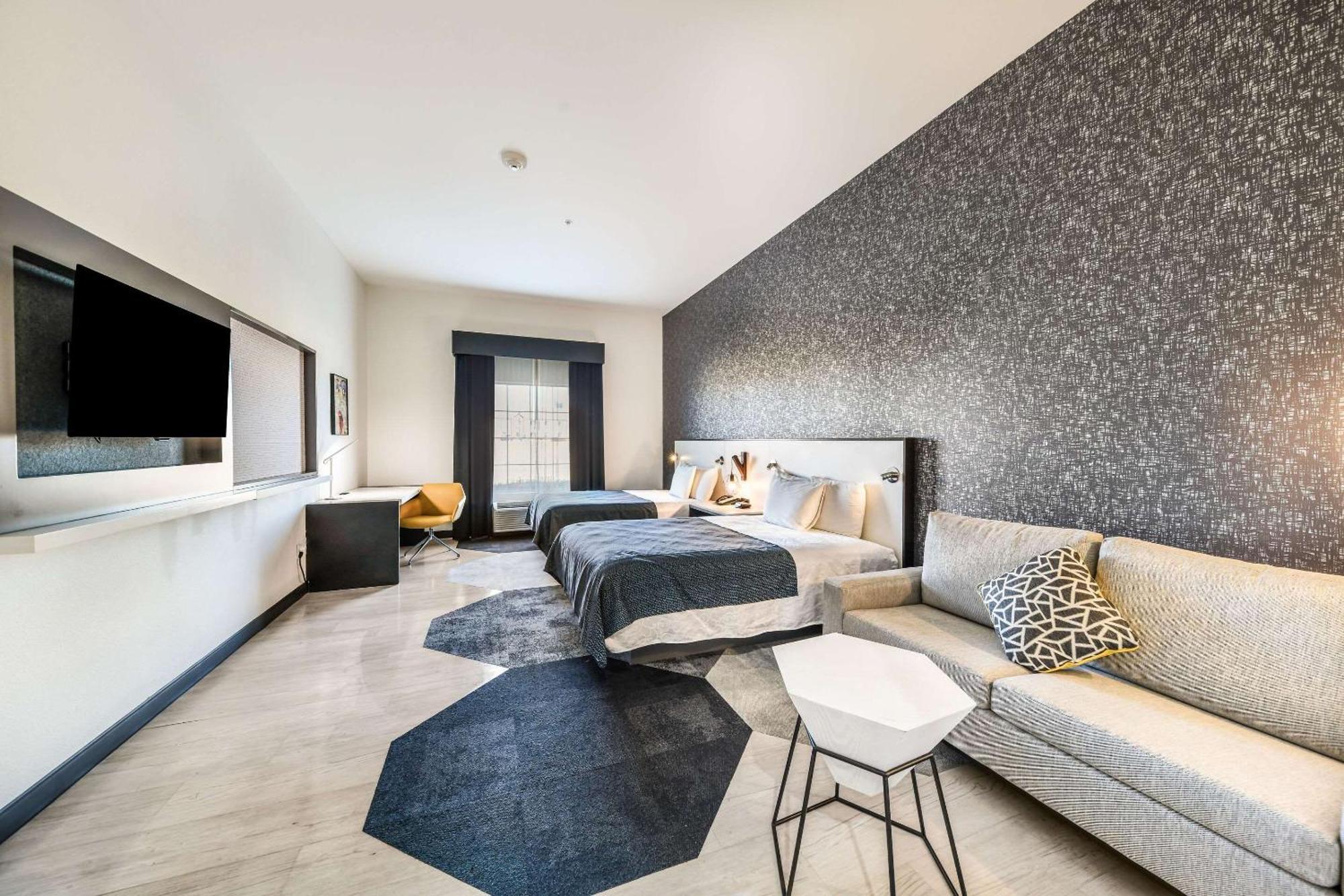 Hy-Lo Hotel, Ascend Hotel Collection Calera Luaran gambar