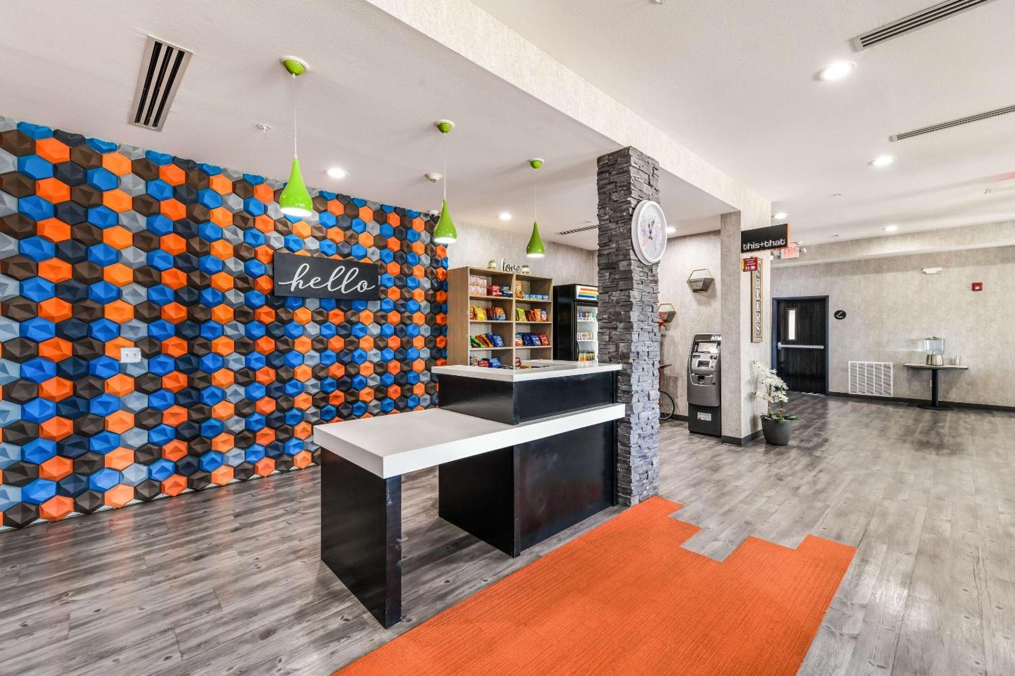 Hy-Lo Hotel, Ascend Hotel Collection Calera Luaran gambar